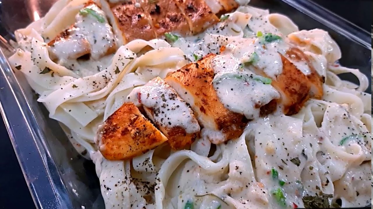 Fettuccine Alfredo with Grilled Chicken Cheesy Alfredo Pasta Grilled